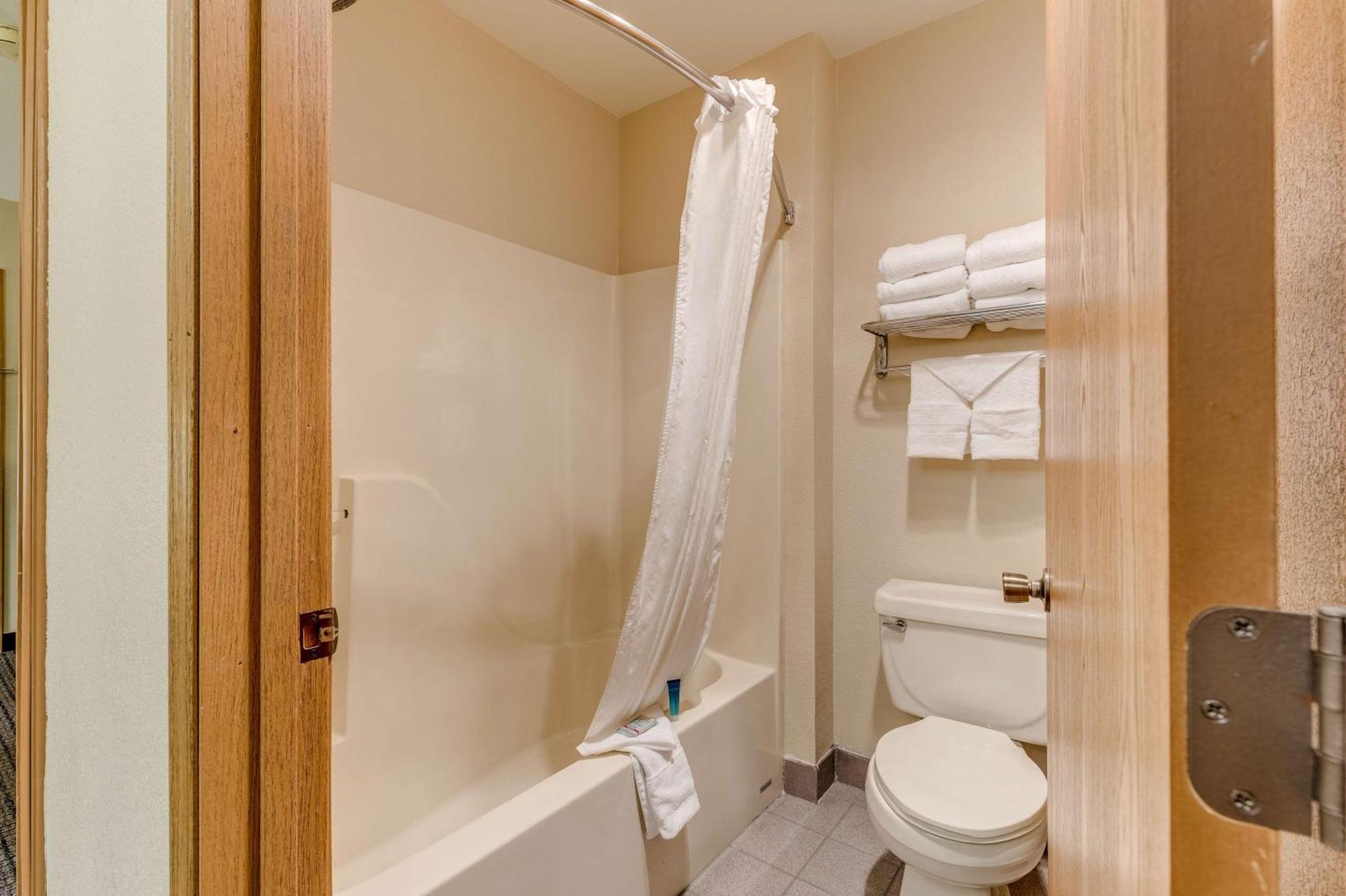 Best Western Lakewinds Ludington Dış mekan fotoğraf